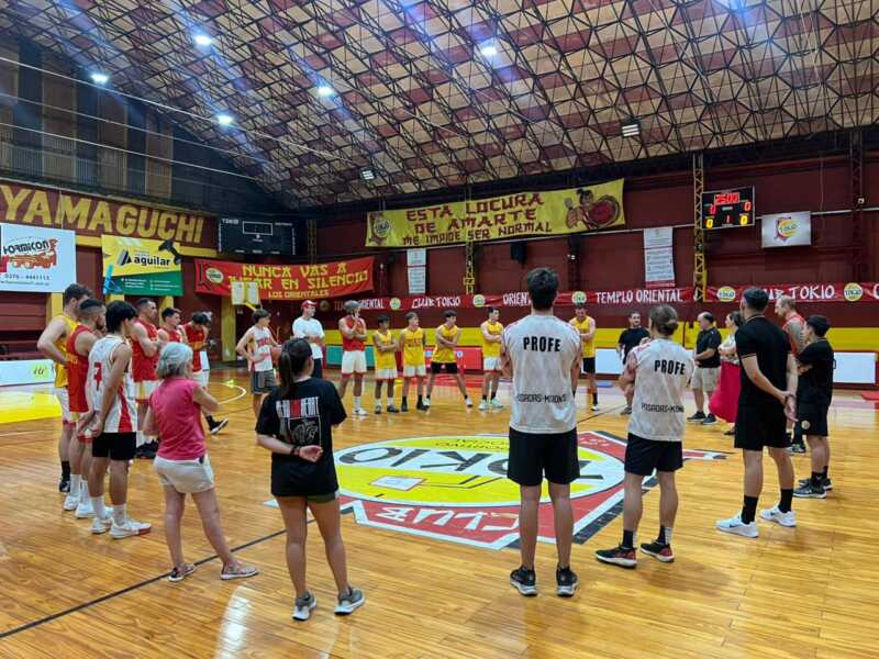 Matías Fernández analizó la pretemporada de Tokio rumbo a su sexta Liga Federal, el regreso de Santiago González, la identidad defensiva del equipo y los objetivos para la temporada.