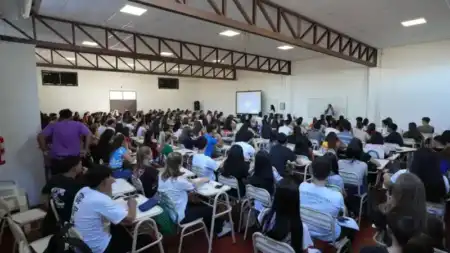 Crisis en la UNAU: cae la cantidad de ingresantes y preocupa el presupuesto universitario UNAU