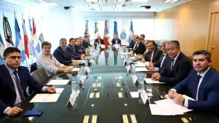 Sin acuerdo: se suspendió la reunión de gobernadores por la reforma laboral y persisten las dudas por la coparticipación reunión de gobernadores