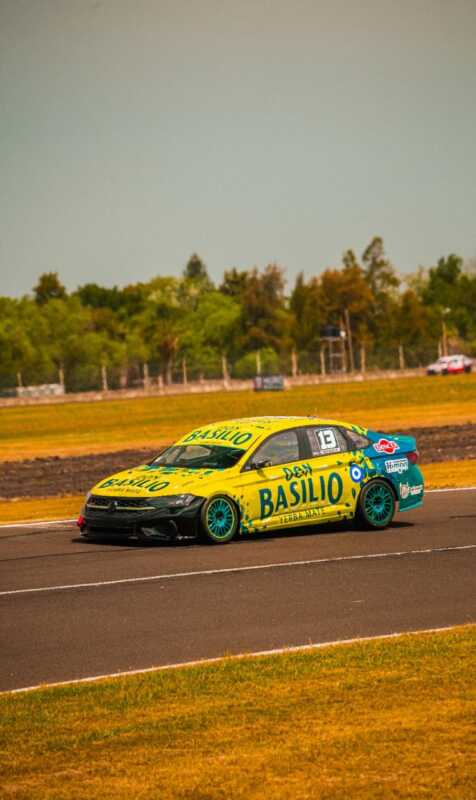 Okulovich cerró una positiva prueba comunitaria y apunta fuerte al inicio del campeonato