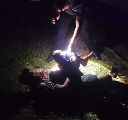 Escándalo y destrozos en Alem: atacó el local de su ex y quedó detenido 1 Violencia en Alem: irrumpió en el negocio de su ex, causó destrozos y terminó herido