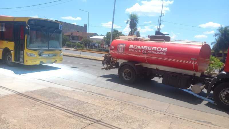 Posadas: incendio de colectivo urbano en avenida Quaranta sin heridos WhatsApp Image 2026 02 11 at 17.02.46 - 1