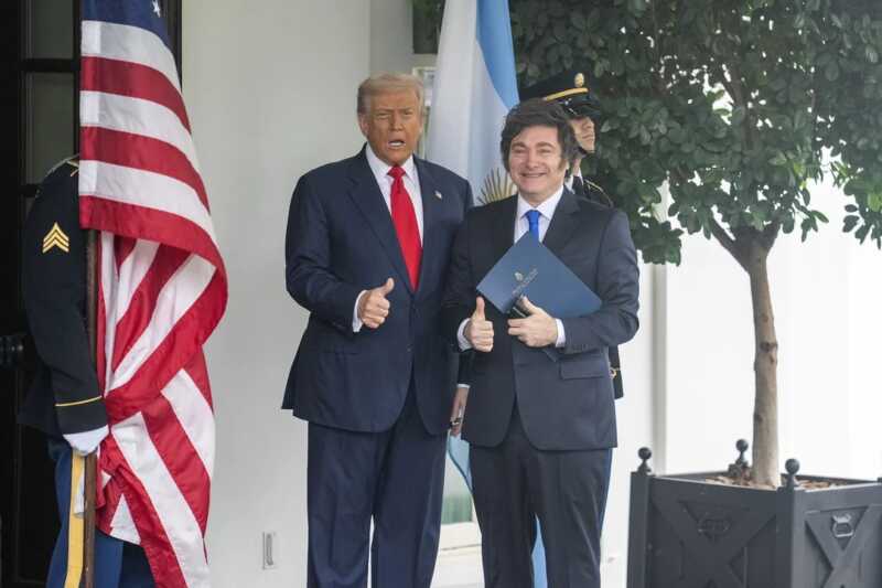 Javier Milei inicia una intensa agenda internacional y retoma recorrida por el interior 2 WhatsApp Image 2026 02 16 at 11.44.47 - 1