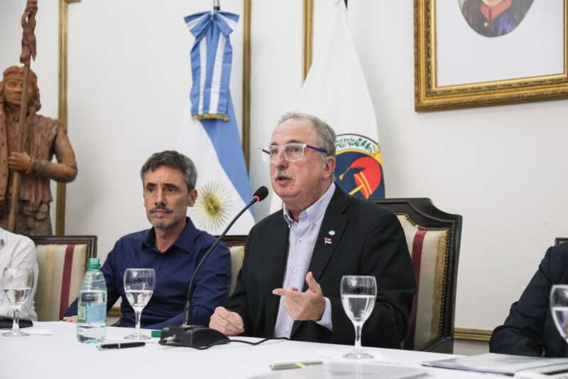 Passalacqua firmó convenios con el CFI por $5.500 millones para PyMEs e infraestructura 6 WhatsApp Image 2026 02 23 at 17.44.41 1 - 5