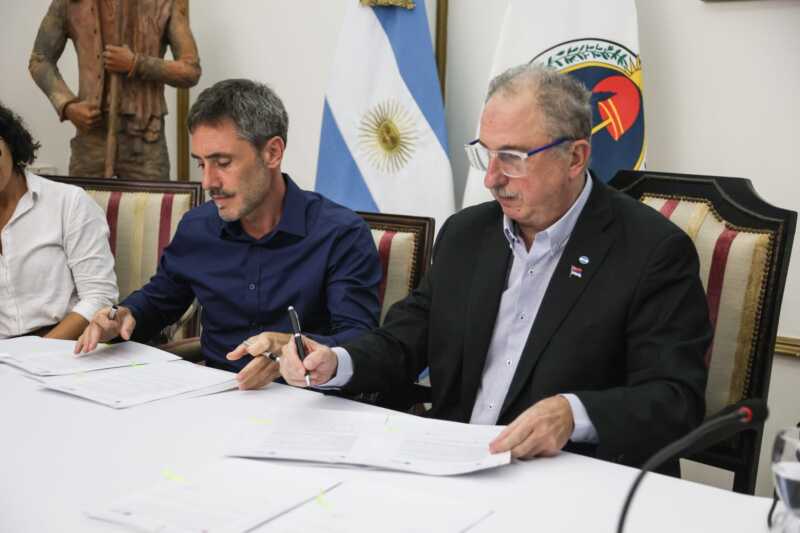 Passalacqua firmó convenios con el CFI por $5.500 millones para PyMEs e infraestructura 2 WhatsApp Image 2026 02 23 at 17.44.42 1 - 1