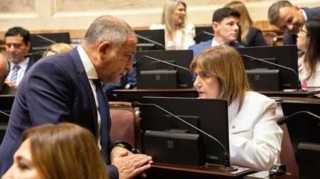 Bullrich firmó fecha para la sesión por la reforma laboral: “Creemos que tenemos los votos” El Senado debate la reforma laboral tras acuerdos entre oficialismo, gobernadores y CGT.