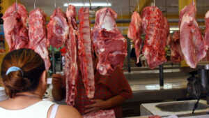 El consumo de carne por habitante cayó a 46 kilos por año y y sigue hundido en mínimos históricos