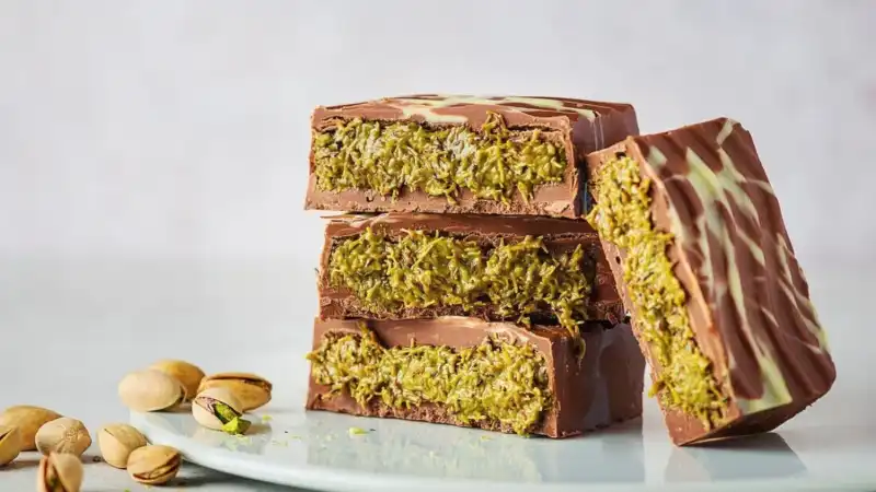 El mercado del pistacho abre oportunidades para que Argentina se posicione como nuevo productor global 5 El auge del “Chocolate Dubai” impulsó la demanda mundial de pistacho y generó un déficit global que abre oportunidades para que Argentina se consolide como nuevo polo productor en el hemisferio sur.