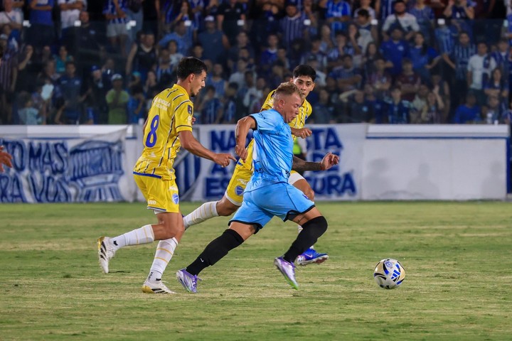 River enfrenta a Ciudad de Bolívar este martes a las 22 en San Luis por los 32avos de final de la Copa Argentina, en un contexto de dudas y bajas sensibles.