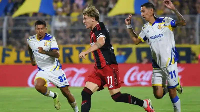 River empató con Rosario Central y se mantiene como líder de su zona 1 River Plate igualó 0-0 ante Rosario Central en el Gigante de Arroyito, por la tercera fecha del Torneo Apertura 2026, y conservó el liderazgo de la Zona B.