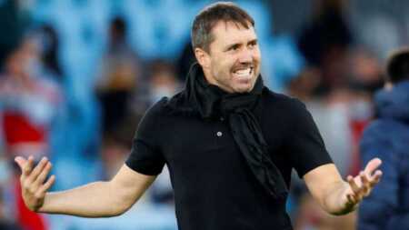 Coudet no podrá dirigir ante Barracas y Ariel Broggi ocupará su lugar en el banco de River Eduardo Coudet cumplirá una fecha de suspensión y no dirigirá a River frente a Barracas Central. Ariel Broggi estará al frente del equipo en el debut del Clausura.