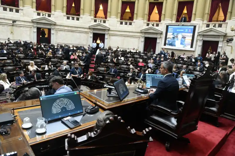 Reforma Penal Juvenil y Mercosur-UE en Diputados: seguí el debate en vivo 1 La Cámara Baja analiza la reforma del Régimen Penal Juvenil tras el crimen de Jeremías Monzón y el acuerdo comercial entre el Mercosur y la UE.