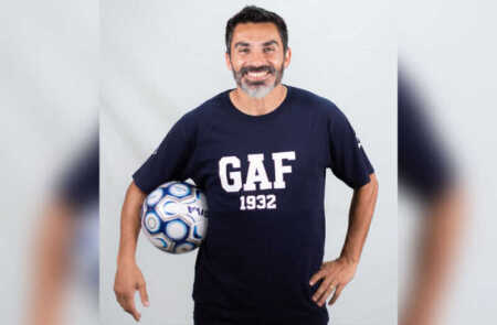 El vicepresidente de Guaraní Antonio Franco, Juan Nazer, habló sobre la salida de otro entrenador, la crisis deportiva del club, la reorganización institucional y el futuro del equipo franjeado. También confirmó que Ezequiel Brzozowski dirigirá hasta el final del torneo.