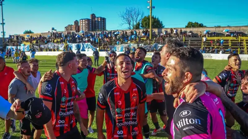 Gonzalo Klusener marcó dos goles en la final y le dio el ascenso a FADEP al Federal A. Terminó como goleador del Regional Amateur con 19 tantos.