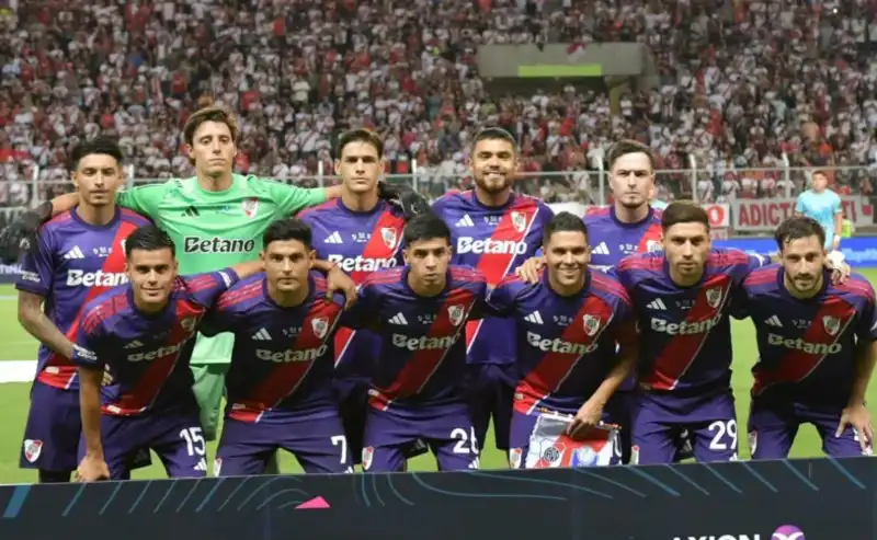 Marcelo Gallardo analizó el triunfo de River ante Ciudad de Bolívar por Copa Argentina y destacó la fortaleza del equipo pese a las críticas y la falta de gol.