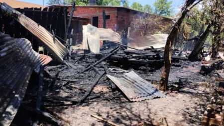 Incendio fatal en Garuhapé: un joven murió en la quema de una vivienda incendio fatal garuhapé (1)