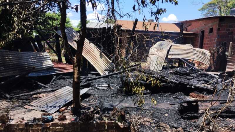 Incendio fatal en Garuhapé: un joven murió en la quema de una vivienda 1 garuhapé