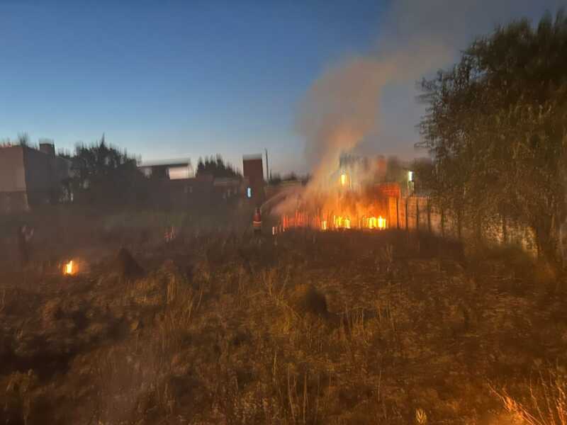 Rápida intervención evitó que un incendio forestal se propagara en Campo Grande 1 incendio - campo grande