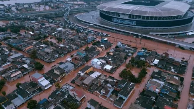 Al menos 14 muertos y 440 desalojados por un temporal en el sur de Brasil Brasil temporal