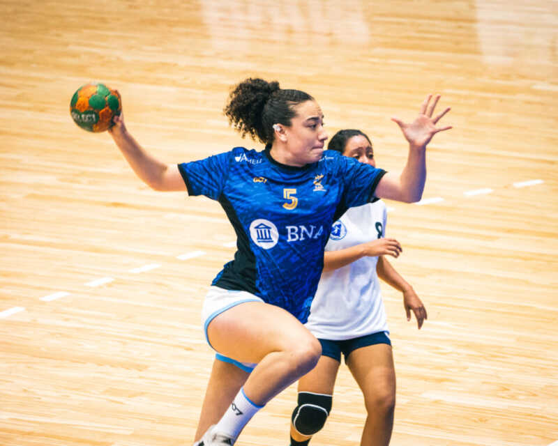 La misionera Mara López representará a la Argentina en el Mundial Junior de Handball de China 1 La misionera Mara López, de 18 años, jugará en el Club Balonmano Elche de España en la temporada 2026/2027. La lateral izquierda llega desde Ferrocarril Oeste tras clasificar al Mundial Sub 20 y ser subcampeona panamericana.