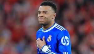 Mbappé dejó la concentración de Francia, viajó a Madrid y desató la polémica entre los hinchas Kylian Mbappé abandonó temporalmente la concentración de Francia con autorización del cuerpo técnico y viajó a Madrid. La decisión provocó cuestionamientos de los hinchas en la previa del Mundial 2026.