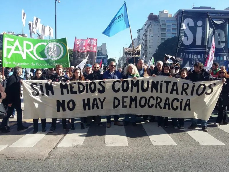 Eliminan un fondo que financiaba medios comunitarios y los ponen a competir con grandes grupos 1 medios comunitarios