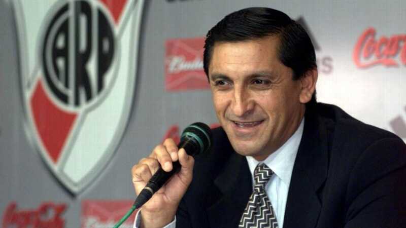 Tras la renuncia de Marcelo Gallardo, River busca nuevo DT. Eduardo Coudet y Hernán Crespo pican en punta, pero hay otros nombres en carpeta.