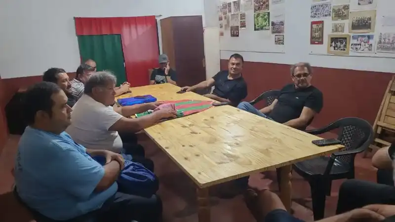 Juan Carlos Rossberg confirmó que el Torneo Provincial 2026 de la FEMIFU tendría 32 equipos y formato de eliminación directa. Arrancaría en junio y finalizaría antes del Regional.
