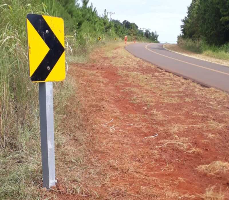Instalaron nueva cartelería en la ruta provincial 223 2 ruta