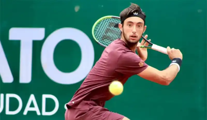 Tres argentinos abren su camino en el Masters 1000 de Madrid 2 Thiago Tirante, Francisco Comesaña y Solana Sierra debutan en el Masters 1000 de Madrid en una jornada clave para el tenis argentino.