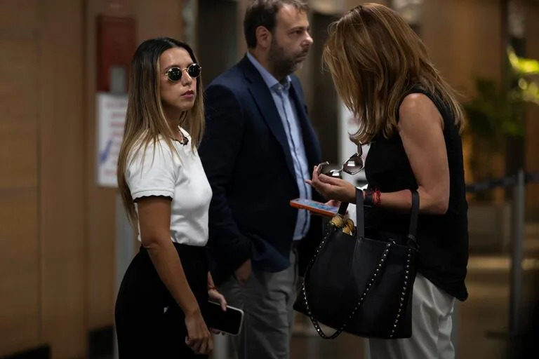 Caso Agostina Páez: la Justicia de Brasil le impide regresar a Argentina y deberá esperar el fallo final en Río de Janeiro 2 AGOSTINA