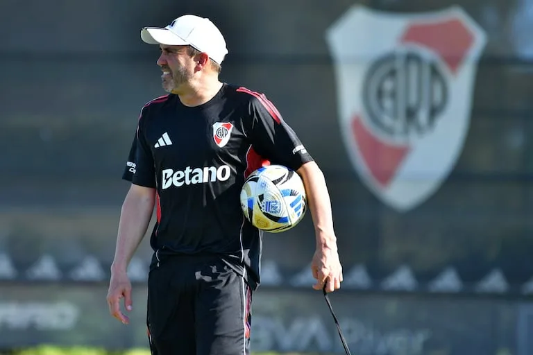 Coudet debutará en River ante Huracán con varias bajas y Quintero en duda Coudet