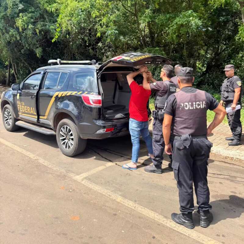 Cayó en Misiones un prófugo internacional con pedido de captura por abuso sexual 2 Prófugo con alerta roja de INTERPOL fue detenido en Misiones y expulsado a Brasil