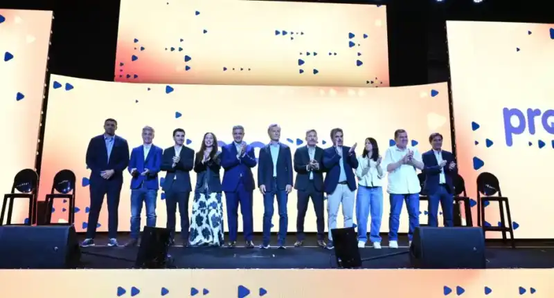 Macri relanza al PRO y apunta al 2027: “No estamos para retroceder” - 2