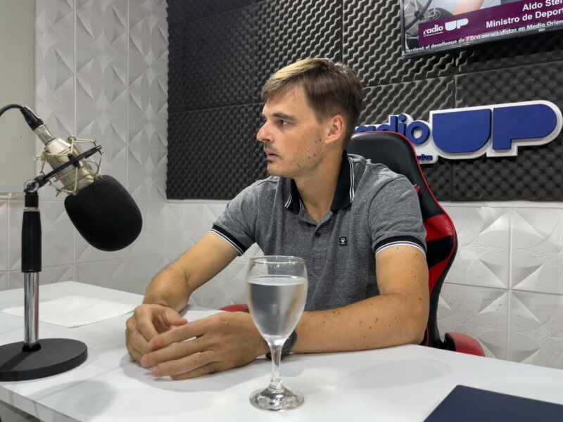 La Selección Argentina de vóley vuelve a Misiones: “La vara está alta y hay que seguir trabajando en ese camino” 3 La Selección Argentina de vóley regresará a Misiones del 26 al 28 de mayo para disputar amistosos internacionales en el CEPARD de Posadas. El ministro de Deportes, Aldo Steinhorst, destacó el crecimiento de la infraestructura deportiva provincial, el impacto de los Juegos Deportivos Misioneros y el compromiso del Gobierno provincial con el deporte en un contexto económico complejo.