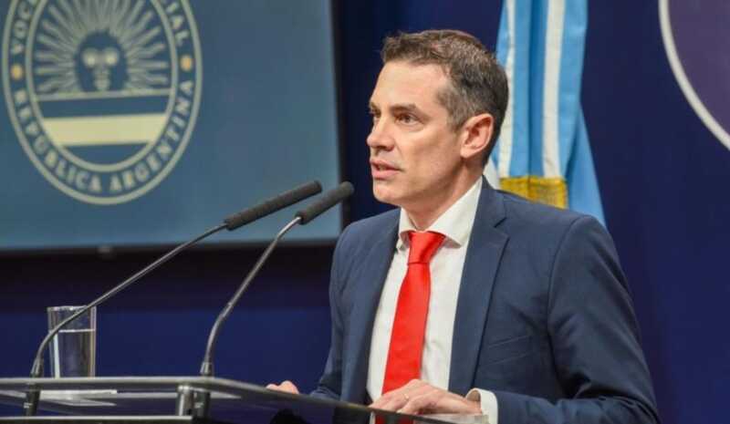 Sebastián Amerio fue designado Procurador del Tesoro de la Nación tras cambios en el Gabinete nacional 1 El Gobierno nacional oficializó la designación de Sebastián Amerio como Procurador del Tesoro tras una serie de cambios en el área jurídica del Ejecutivo.
