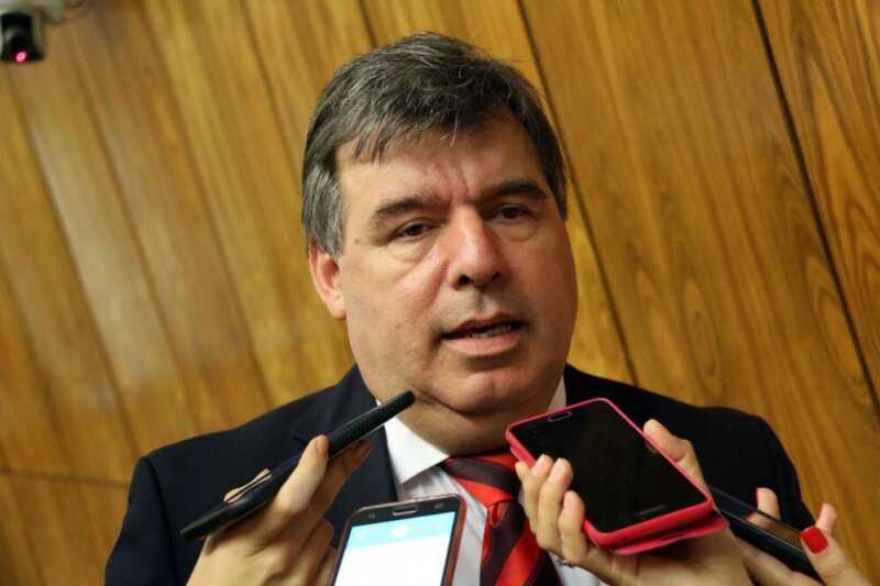 EBY: funcionarios advierten temor a sanciones tras la “ley del silencio” 1 eby