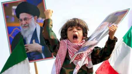 Irán