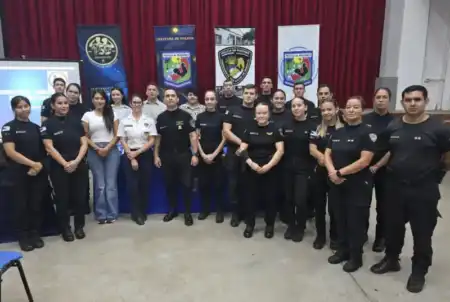 Policía