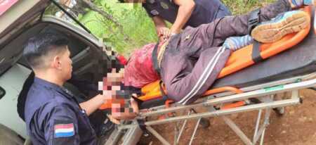 Detuvieron a sospechoso por ataque con machete que terminó con la muerte de un hombre en Cambyretá Detuvieron a un sospechoso por un ataque con machete que terminó con la muerte de un hombre en Cambyretá. La Policía lo capturó tras un operativo.