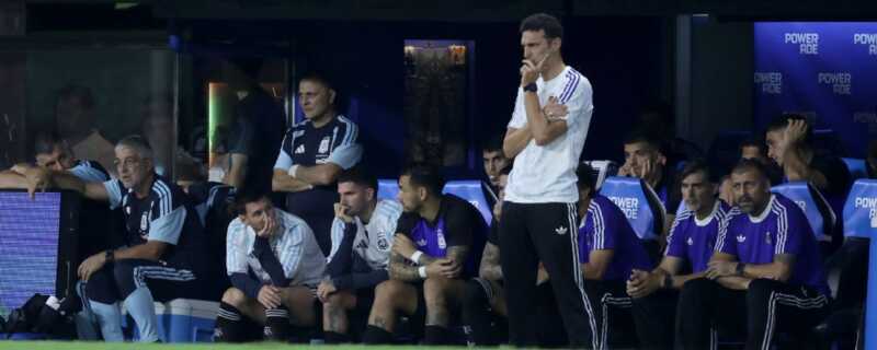 Selección Argentina: el panorama de los lesionados a días del debut en el Mundial 2026 1 Scaloni y el cuerpo técnico de la Selección Argentina sigue de cerca la evolución de varios futbolistas lesionados a días del debut en el Mundial.