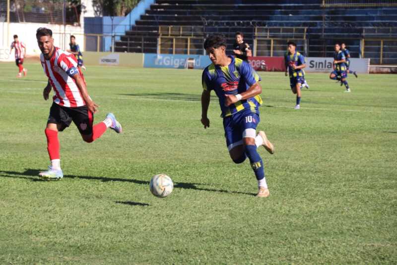 Mitre y Huracán se enfrentan en el clásico de Rocamora para completar la fecha 4 de la Súper Liga Posadeña y también se programó la 6ta fecha.