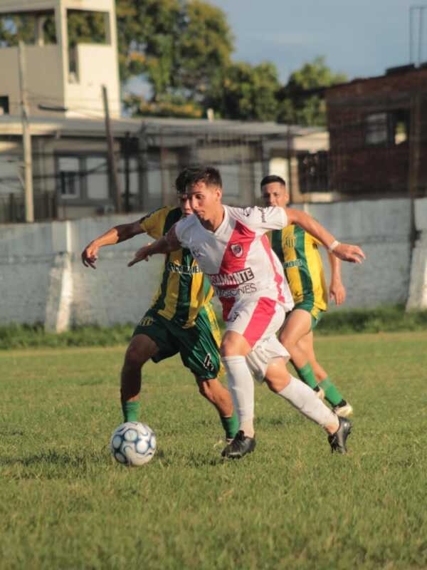 Guaraní Antonio Franco volverá a jugar en Villa Sarita este sábado ante Estudio Galeano por la fecha 9 de la Súper Liga Posadeña tras cumplir la sanción del Consejo Federal.
