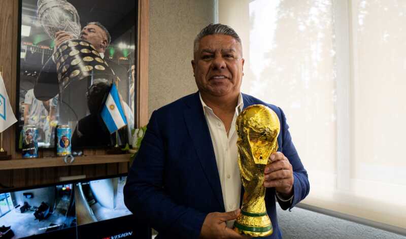 Tapia celebró nueve años al mando de la AFA en medio de investigaciones por fraude Tapia