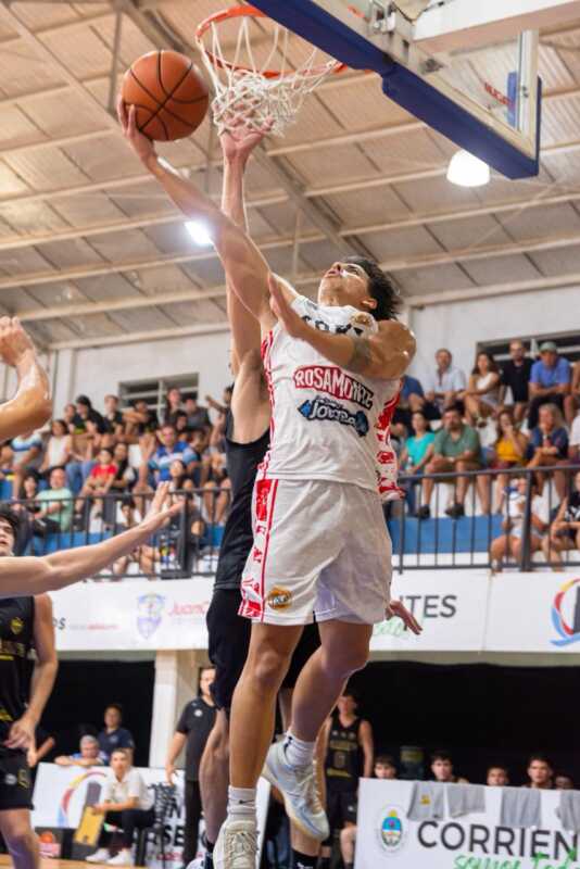 Tokio perdió el invicto en suplementario ante San Lorenzo de Monte Caseros 5 Tokio de Posadas perdió el invicto ante San Lorenzo de Monte Caseros por 84-78 en suplementario en la Liga Federal de básquet.