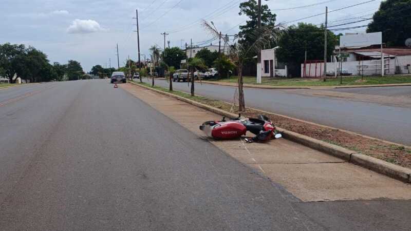 choque auto moto herido en Posadas
