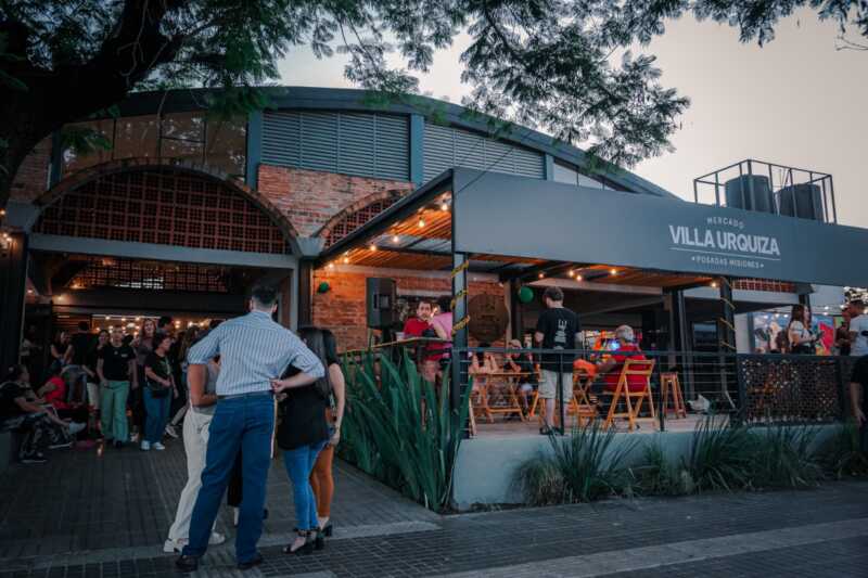 “Pizza, birra y cine de la Tierra”: ciclo de cine en el Mercado Villa Urquiza WhatsApp Image 2026 03 12 at 11.50.50 - 1
