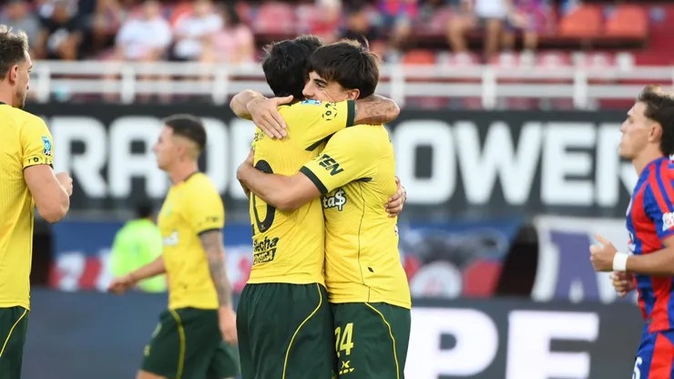 Defensa y Justicia goleó 5-2 a San Lorenzo, que se fue insultado por los hinchas 3 WhatsApp Image 2026 03 16 at 20.51.29 1 - 2