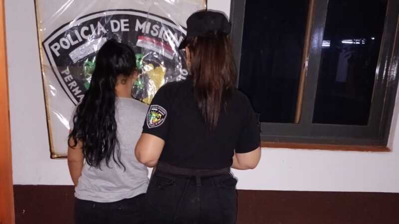 Posadas: Fue a exigir la liberación de dos prófugos y terminó detenida tras provocar disturbios en una comisaría detenida por disturbios en Posadas