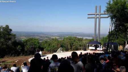 San Javier se prepara para una Semana Santa multitudinaria en el Cerro Monje: “Se vive una espiritualidad diferente” semana santa en san javier